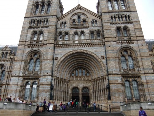 The entrance of the Natural History Museum, South Kensington.