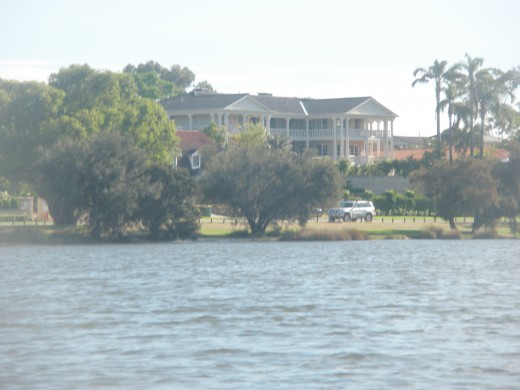 The playwright Alma De Groen thinks the survival of the fittest is a social phenomenon as her play 'Wicked sisters' explores not only cutting edge research but delves into research ethics... The playwright Alma De Groen thinks the survival of the fittest is a social phenomenon as her play 'Wicked sisters' explores not only cutting edge research but delves into research ethics...