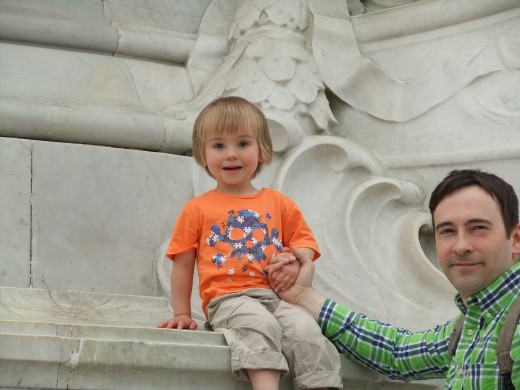 On the Victoria Memorial - and very pleased about it, too!