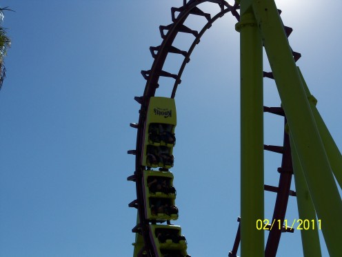 The adrenaline punch everybody hopes for... a big loop in the middle of the track!