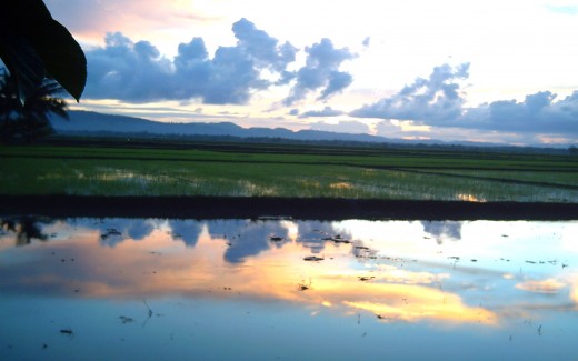 Sunset reflection 1 (Photo by Travel Man)
