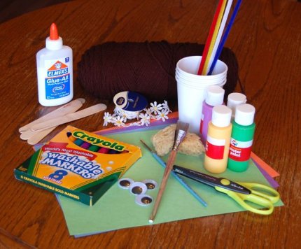 There is no end to what you can add to your craft supplies... so why can't you add your old kitchen plates to the box for future use!