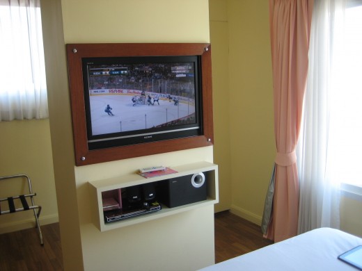 Big flat screen tv right in front of the bed with excellent multimedia sound system.