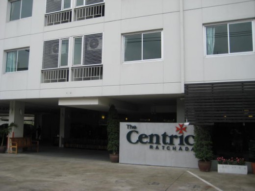 Centric Ratchada Front Entrance