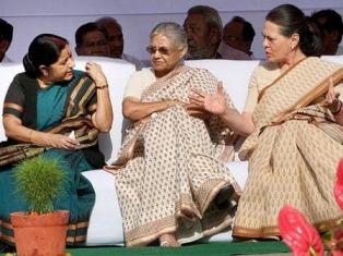 Sushma,leader of opposition,Sheila,Delhi chief minister and Congress leader Sonia