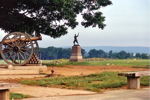 Monument to the 72nd Confeeracy; July 3, 1776.