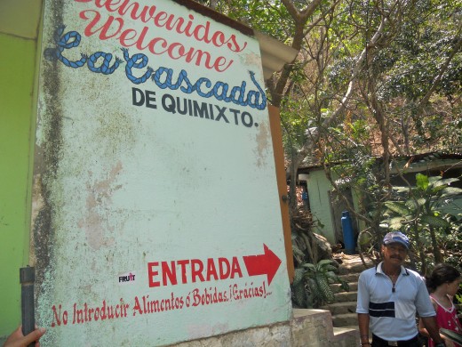 Entrance to the Quimixto Water Fall.