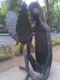 Miquito Pajarero Sculpture