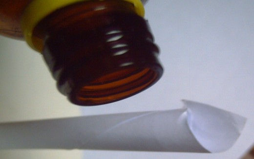 I poured the essential oils on the tip of the paper (photo by Travel Man)