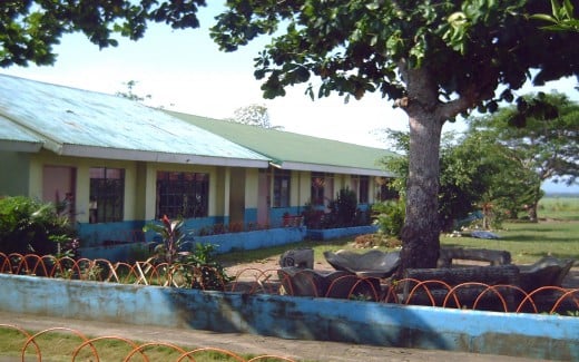 School premise (Photo by Travel Man)