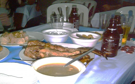 Tropical Drinks and Fish Pulutan (finger foods) - Photo by Travel Man