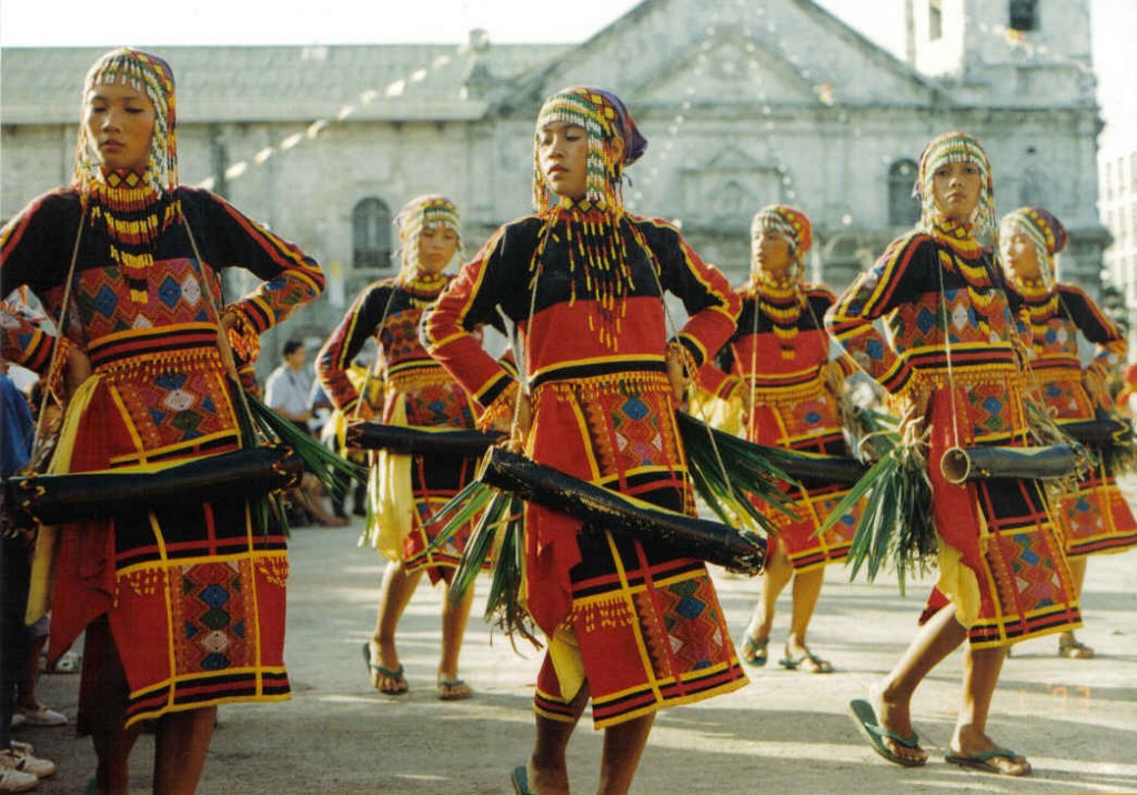 CEBU'S FAMOUS ATTRACTION SINULOG Religious and Colorful Festival Event in Cebu, Philippines