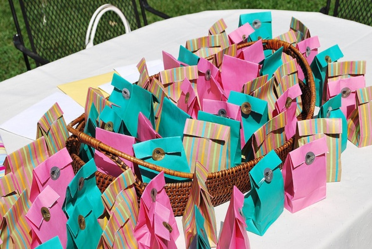 Fun and Inexpensive Party Favors for a Two