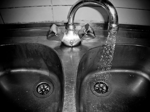 Double kitchen sink