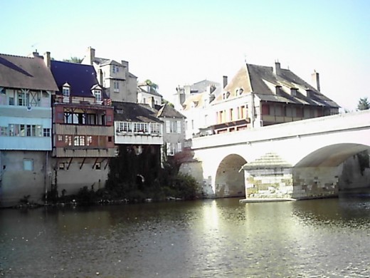 Houses by the river