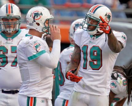 #19 Miami Dolphins Wide Receiver talks game plan with his QB Chad Henne 2010