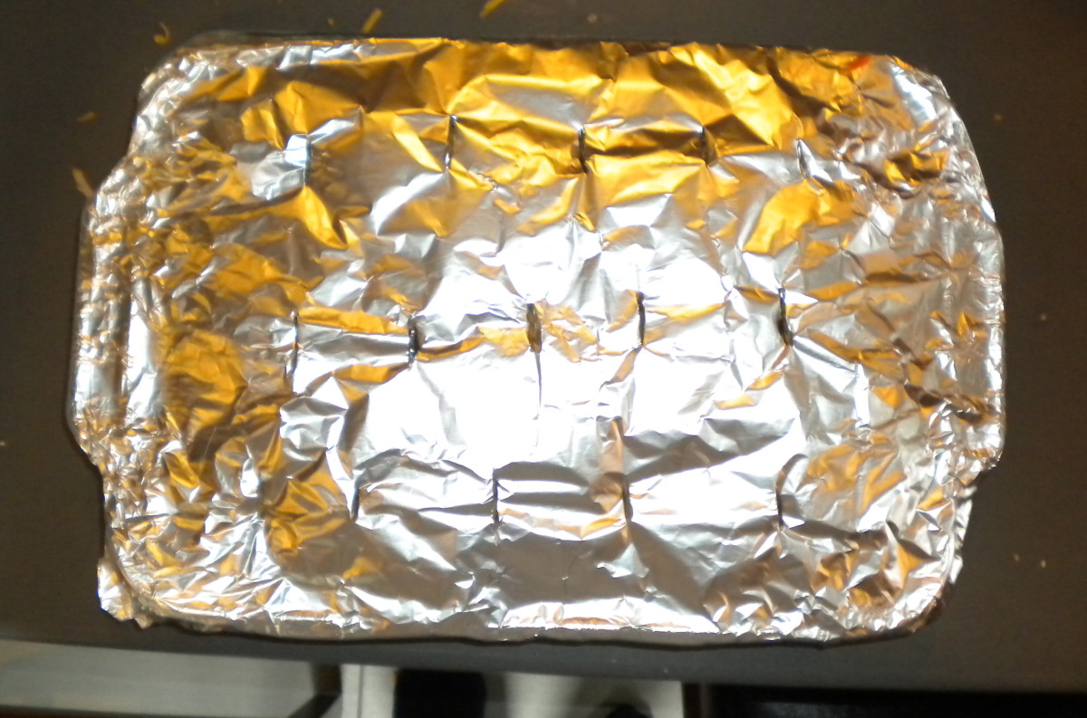 Kugle covered in foil.