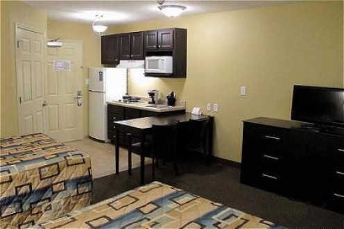 Low-Cost Extended-Stay Hotels Low-Cost Extended-Stay Hotels