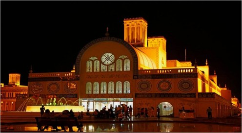 Sharjah Gold Souk...where pure gold and silver are a plenty at various shapes, size and designs