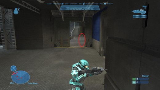 See the invisible man? Don't stress, I put a nice red circle around him. This is how players appear when 'partially visible'.