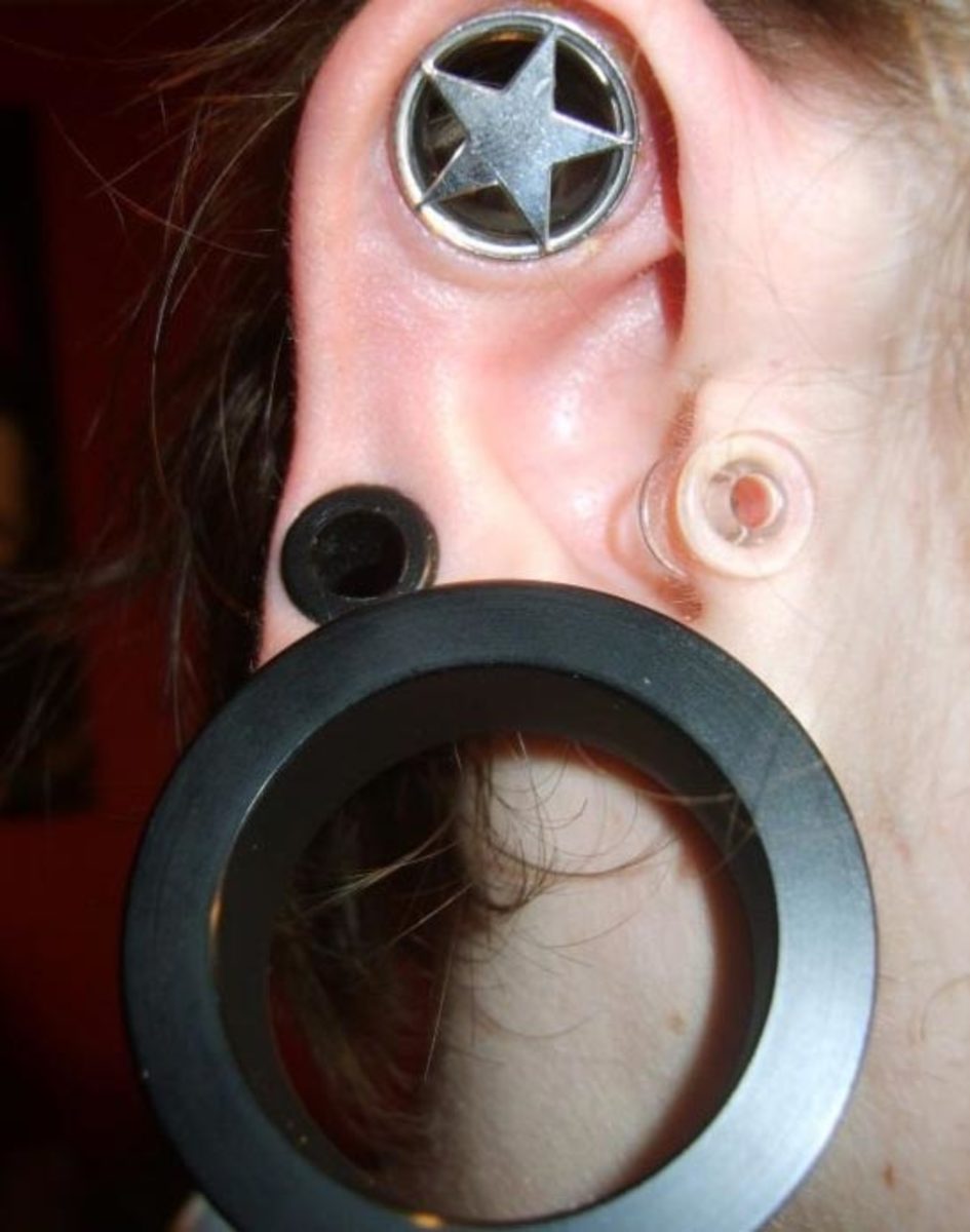 Stainless Steel Big Circle Ear Gauges Plugs Tunnels Large Ring Ear Hoop Earring