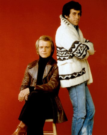Paul Michael Glaser (right) in his trademark 'Starsky' Cardigan with David Soul (left) in Starsky and Hutch.