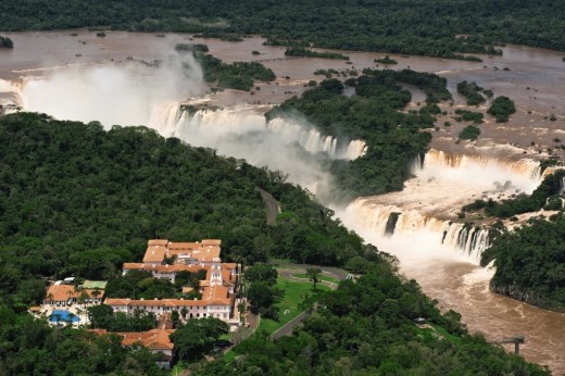 Hotel das Cataratas at the edge of Iguazu Falls, Brazil