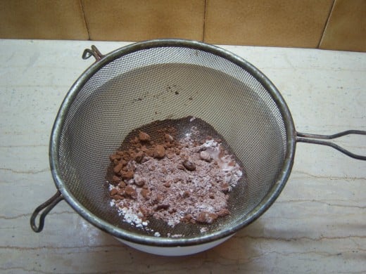 5. Sieve the cocoa powder, plain flour, salt and instant coffee together.