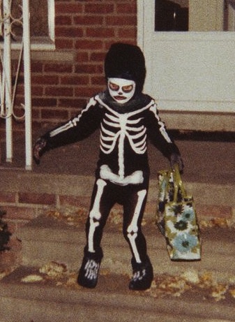 How could anyone want to hurt a trick-or-treater as cute as this?
