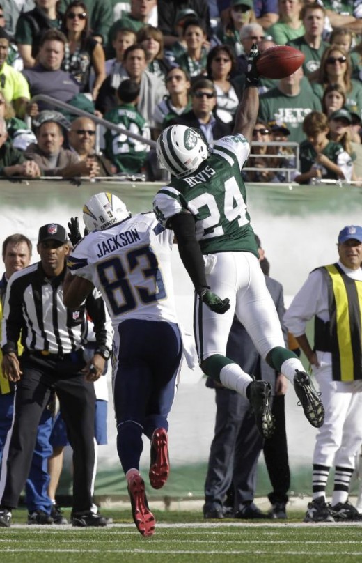 New York Jets' Darrelle Revis (24) breaks up a pass intended for San Diego Chargers' Vincent Jackson during the third quarter of an NFL football game, Sunday, Oct. 23, 2011, in East Rutherford, N.J. (AP Photo/Kathy Willens)