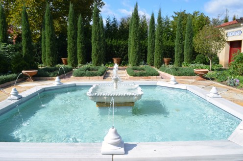 Photo 5 - A Gorgeous fountain that has a couple of different things it represents.  It is very bright and beautiful.