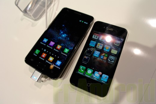 Samsung Galaxy S2 Vs iPhone 4S