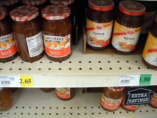 Name brand jam vs. house label--note shelf prices