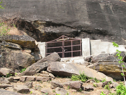 Punarjani Cave