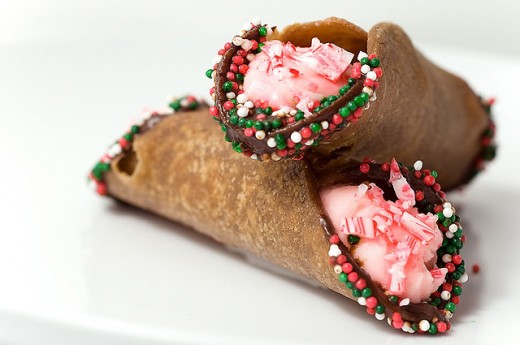 Cannoli with Peppermint Mascarpone Filling