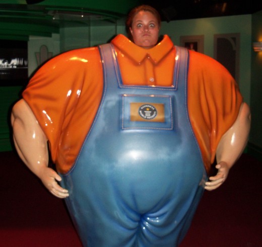 If you ever feel like not working out, just imagine what it would feel like to be this big. Maybe you will even push a little harder!