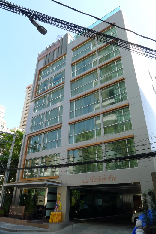 Amora Neoluxe Hotel - Located just a little down from Sukhumvit Road Soi 31