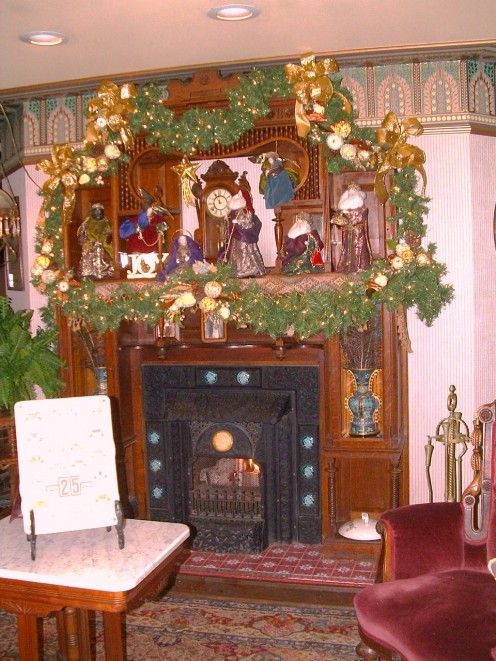 Parlor sitting area to left of lobby decorated for the Christmas and New Year's holiday season provides a cozy place to warm up. 