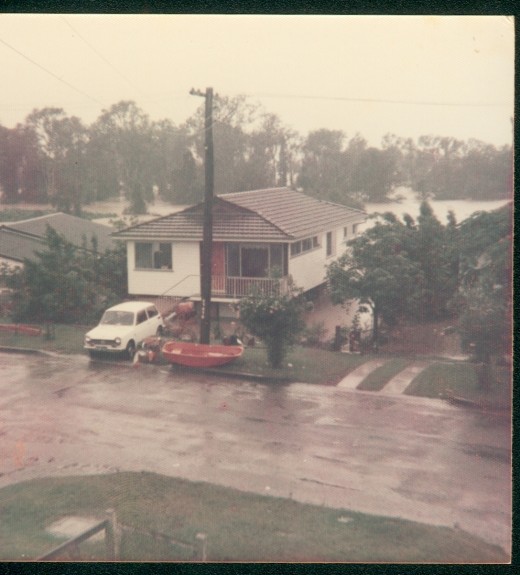 1974 floods rising