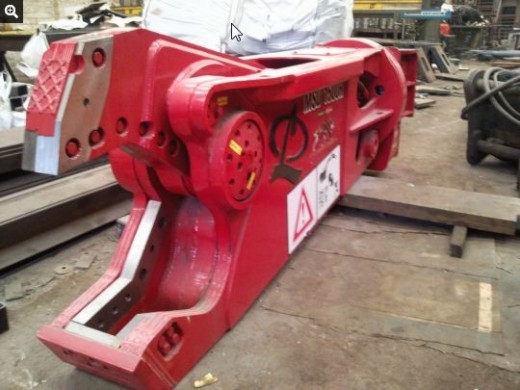 Demolition equipment 