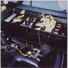 A picture of the installed time machine.