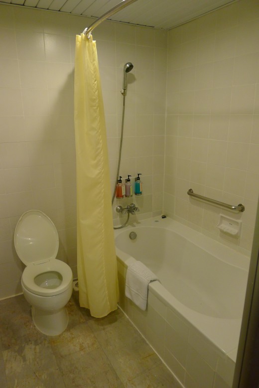 An outdated bathroom but very clean.