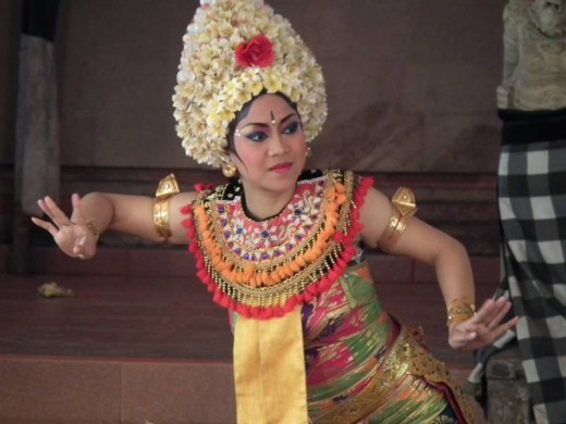 Balinese dancer