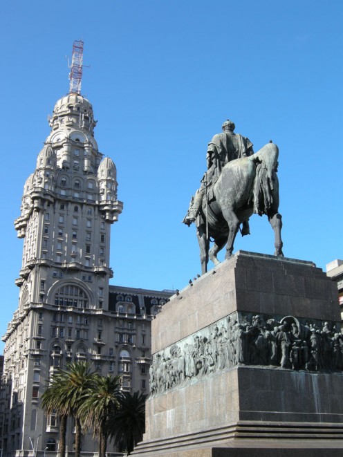 A Cultural Walking Tour of Montevideo, Uruguay A Cultural Walking Tour of Montevideo, Uruguay