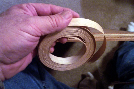 I used the 5/8 inch wide oak veneer to cover the front edge.