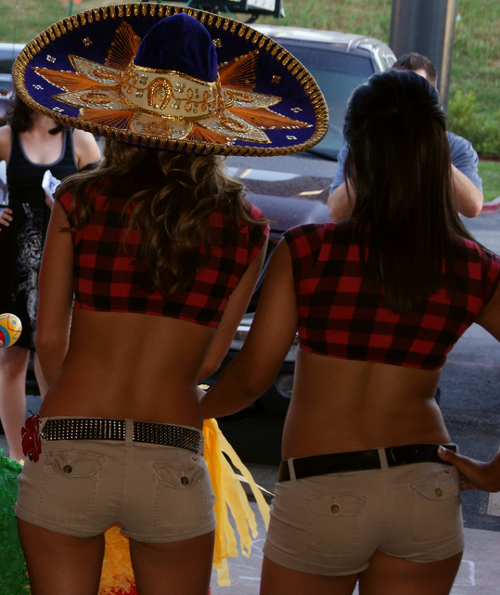 Cinco de Mayo at Twin Peaks. I approve of this hat.