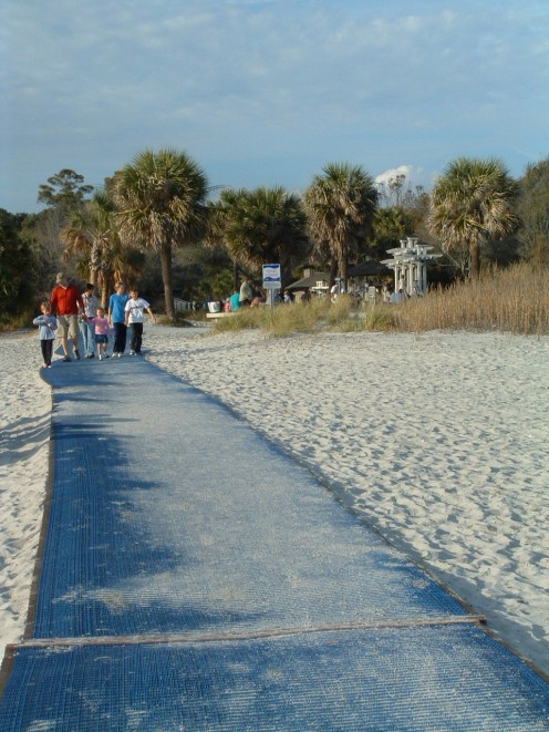 Matting at entrance to beach is easy to walk on and provides access for those who are handicapped or in wheelchairs.