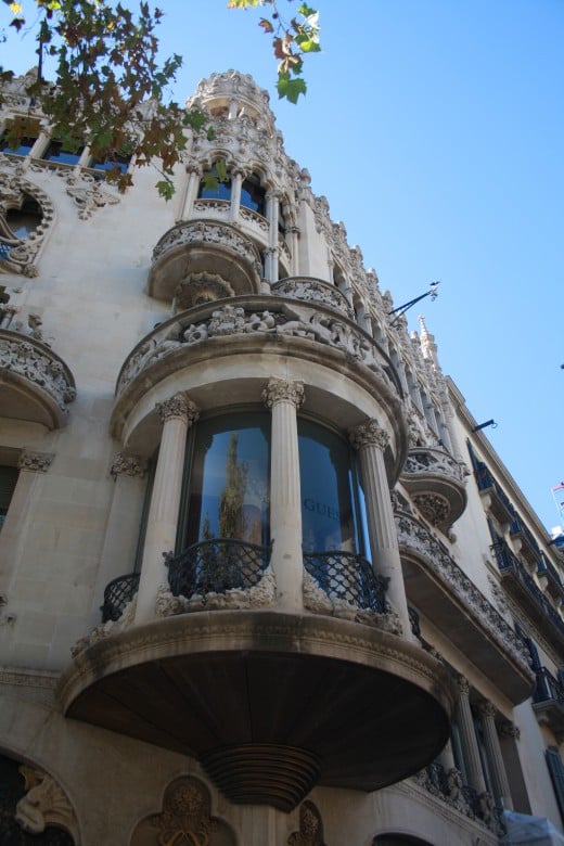 Walking and Shopping Tour in Barcelona, Spain