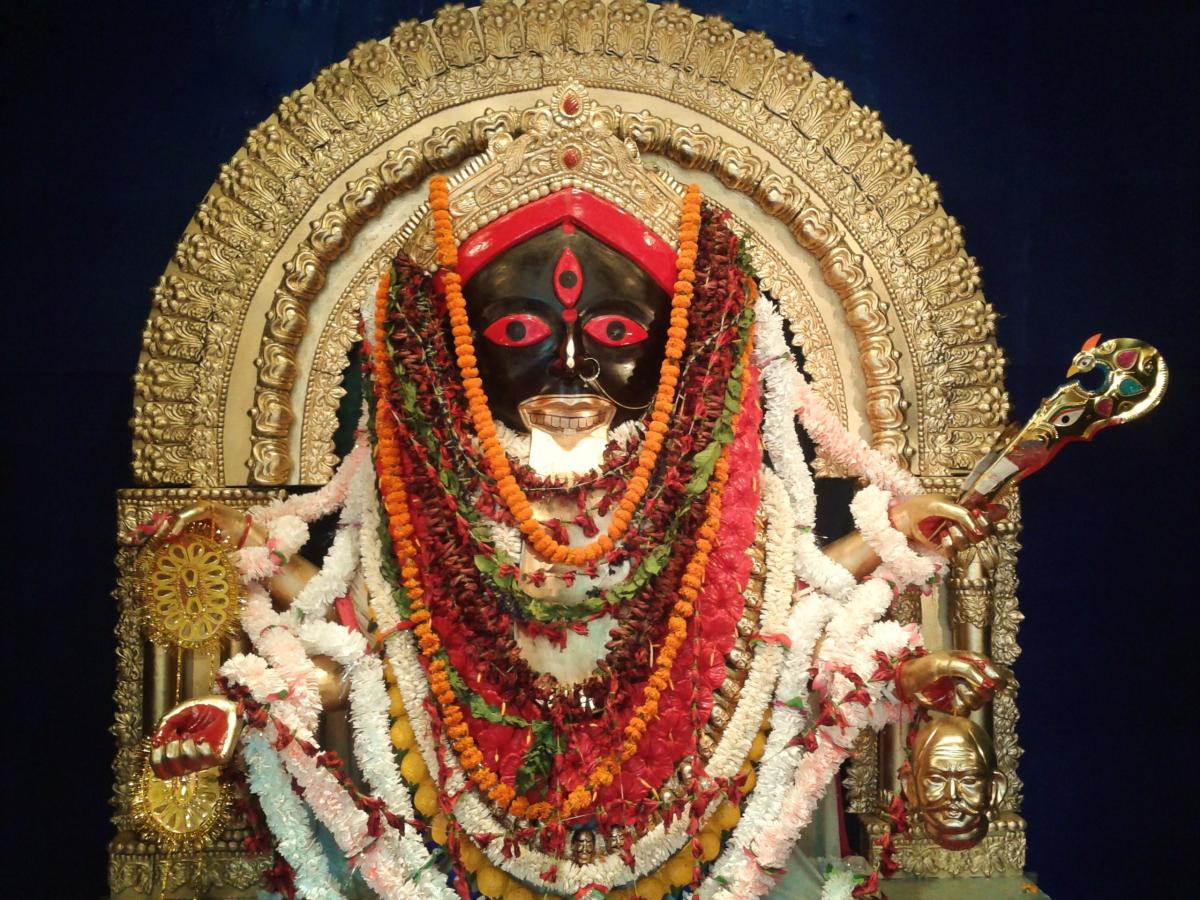 Mantras of Maa Kali - The Black Goddess of Dakshineswar | HubPages