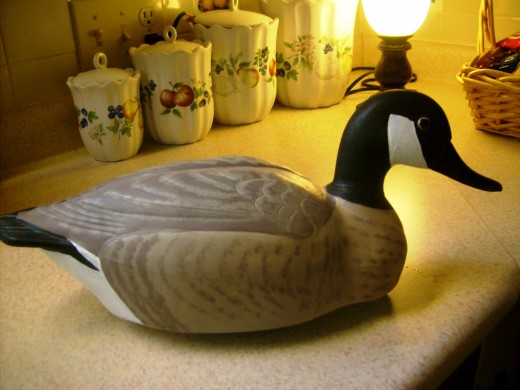 This decoy was the size of the ducks but the neck and head reminded me more of a goose so I choose to use a pattern indicative of a wild goose.